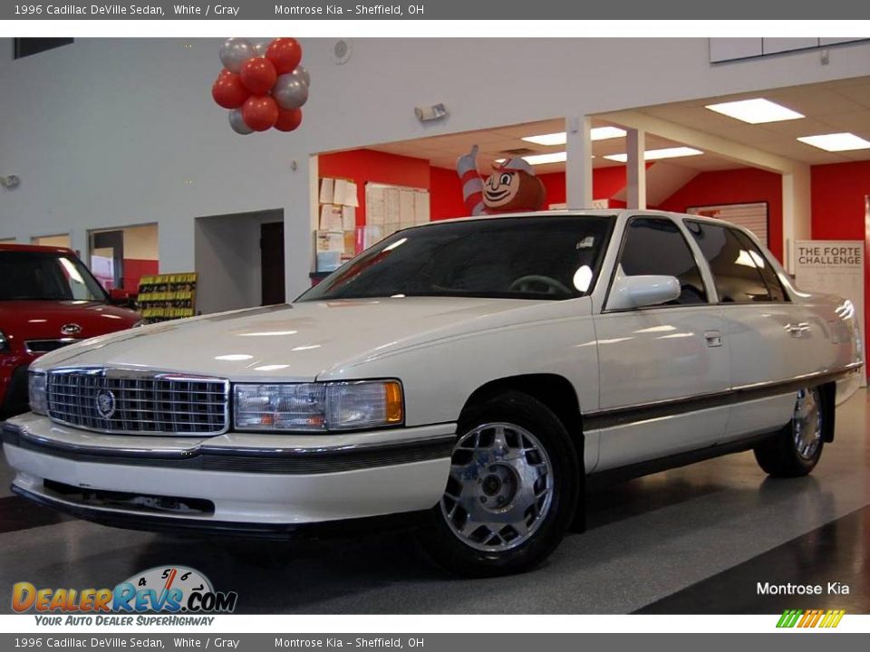 1996 Cadillac DeVille Sedan White / Gray Photo #2