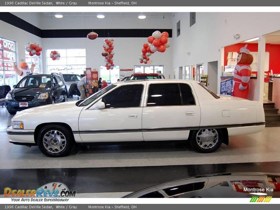 1996 Cadillac DeVille Sedan White / Gray Photo #3