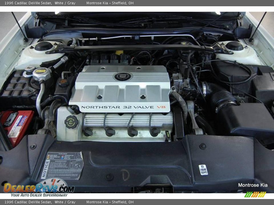 1996 Cadillac DeVille Sedan White / Gray Photo #21
