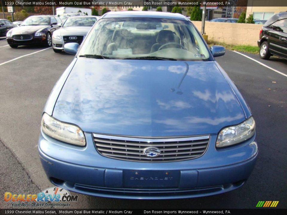 1999 Chevrolet Malibu Sedan Medium Opal Blue Metallic / Medium Gray Photo #3