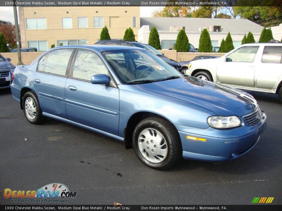 1999 Chevrolet Malibu Sedan Medium Opal Blue Metallic / Medium Gray Photo #5