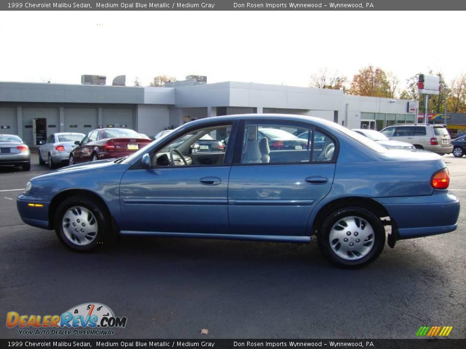 1999 Chevrolet Malibu Sedan Medium Opal Blue Metallic / Medium Gray Photo #10
