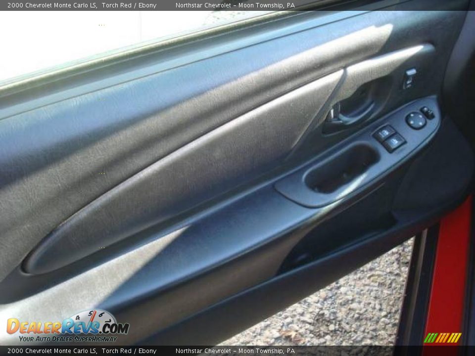 2000 Chevrolet Monte Carlo LS Torch Red / Ebony Photo #11