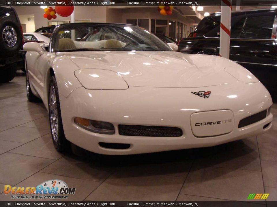 2002 Chevrolet Corvette Convertible Speedway White / Light Oak Photo #3