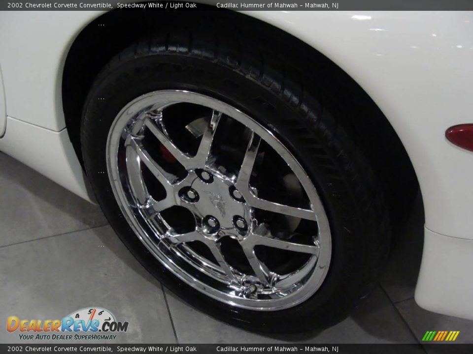 2002 Chevrolet Corvette Convertible Speedway White / Light Oak Photo #7