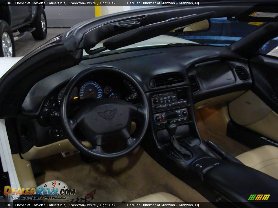 2002 Chevrolet Corvette Convertible Speedway White / Light Oak Photo #17