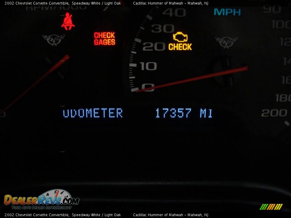 2002 Chevrolet Corvette Convertible Speedway White / Light Oak Photo #22