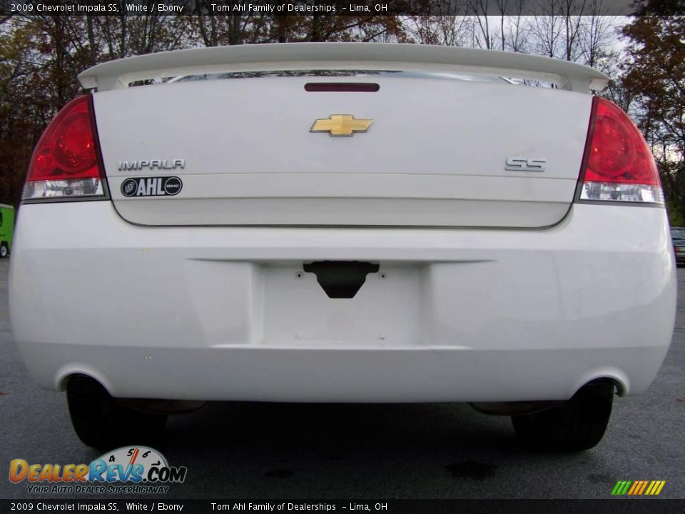 2009 Chevrolet Impala SS White / Ebony Photo #6