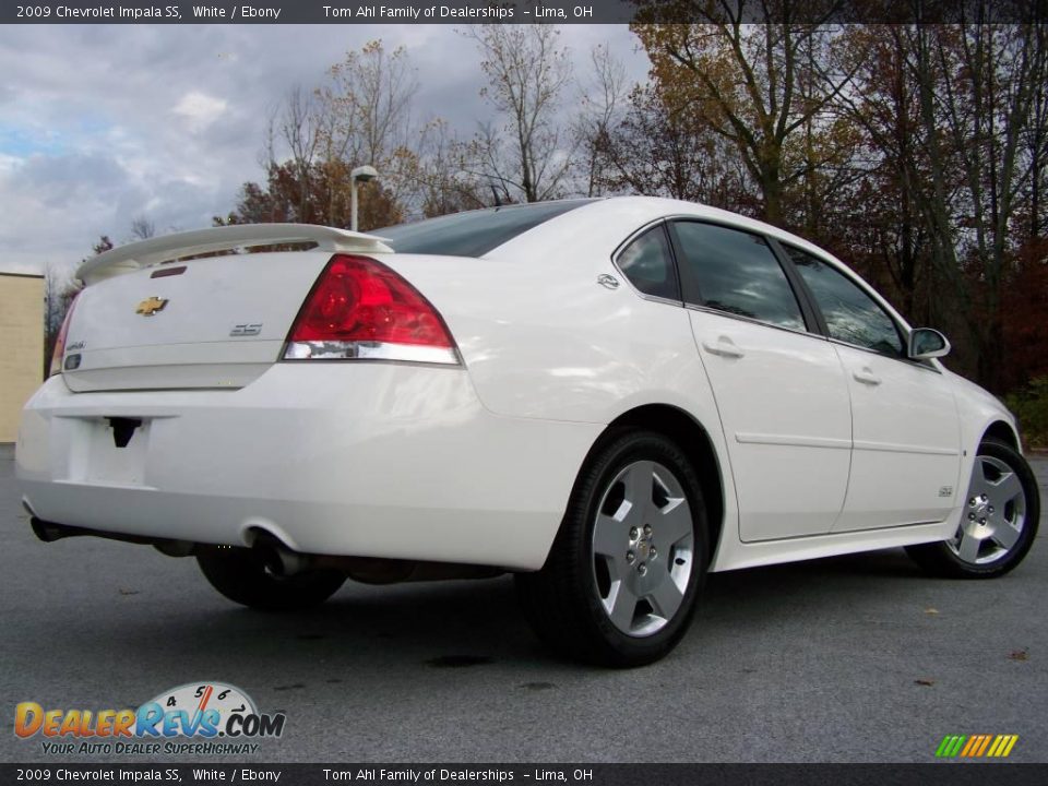 2009 Chevrolet Impala SS White / Ebony Photo #7