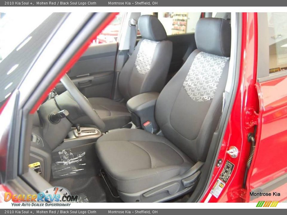 2010 Kia Soul + Molten Red / Black Soul Logo Cloth Photo #15