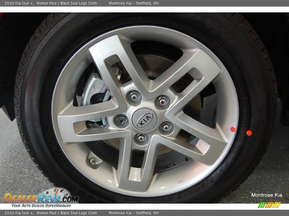 2010 Kia Soul + Molten Red / Black Soul Logo Cloth Photo #23