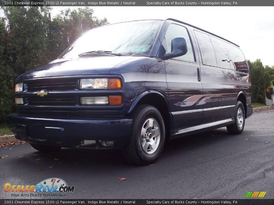 2001 Chevrolet Express 1500 LS Passenger Van Indigo Blue Metallic / Neutral Photo #4
