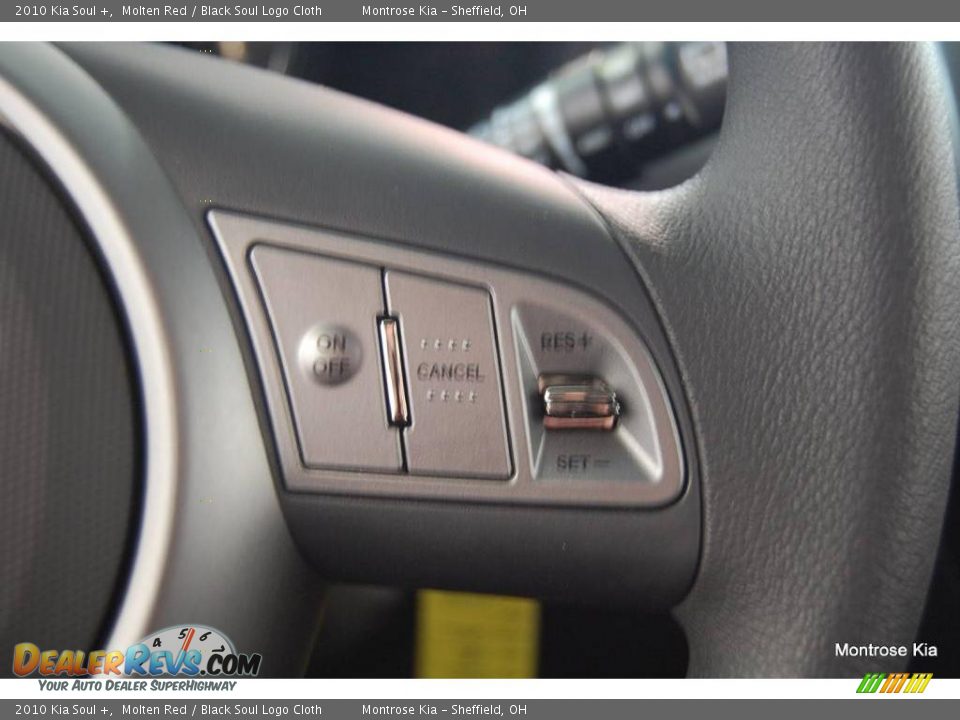 2010 Kia Soul + Molten Red / Black Soul Logo Cloth Photo #31