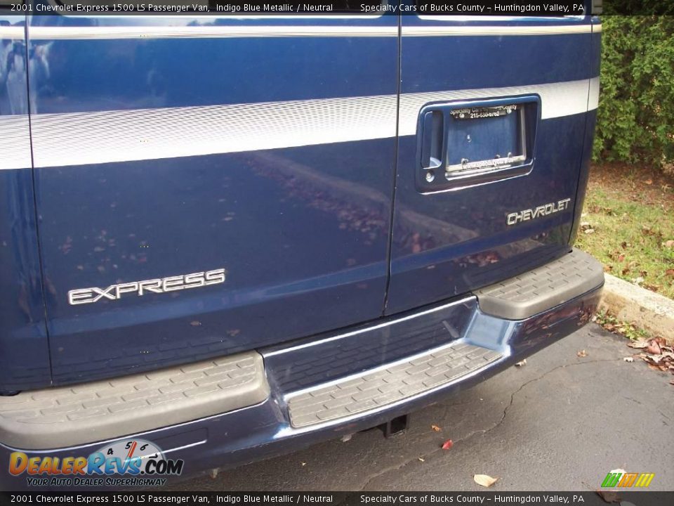 2001 Chevrolet Express 1500 LS Passenger Van Indigo Blue Metallic / Neutral Photo #10