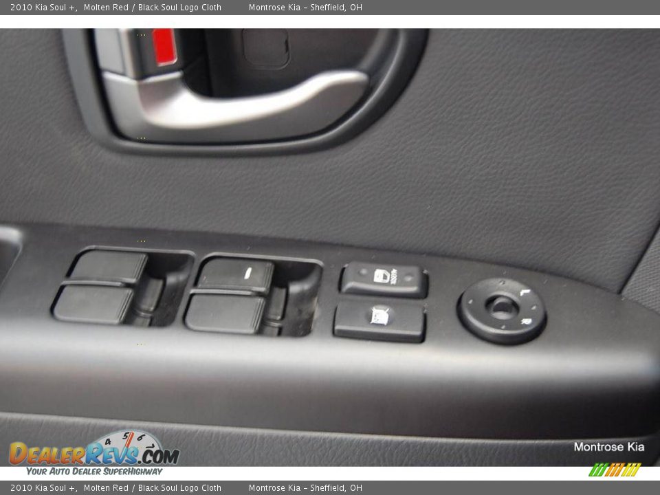 2010 Kia Soul + Molten Red / Black Soul Logo Cloth Photo #34