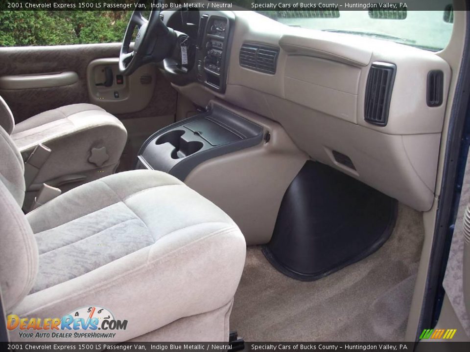 2001 Chevrolet Express 1500 LS Passenger Van Indigo Blue Metallic / Neutral Photo #23