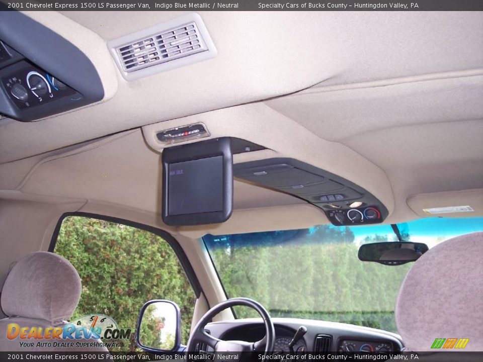 2001 Chevrolet Express 1500 LS Passenger Van Indigo Blue Metallic / Neutral Photo #30