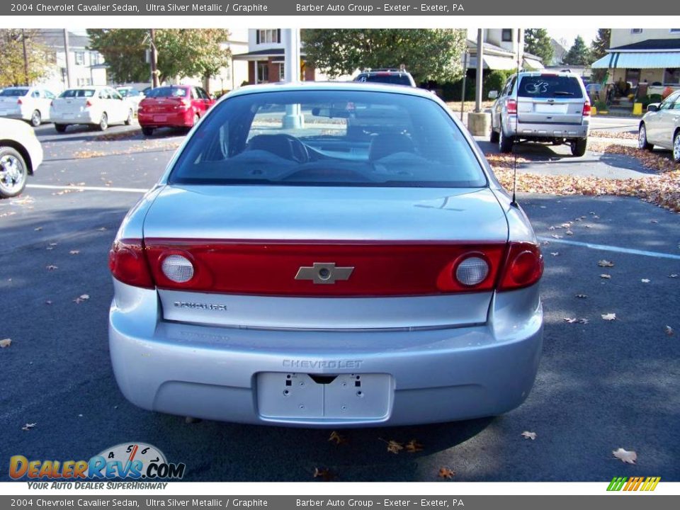 2004 Chevrolet Cavalier Sedan Ultra Silver Metallic / Graphite Photo #6