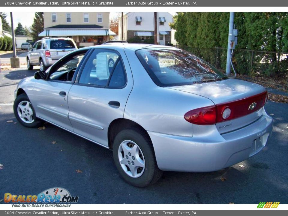 2004 Chevrolet Cavalier Sedan Ultra Silver Metallic / Graphite Photo #7