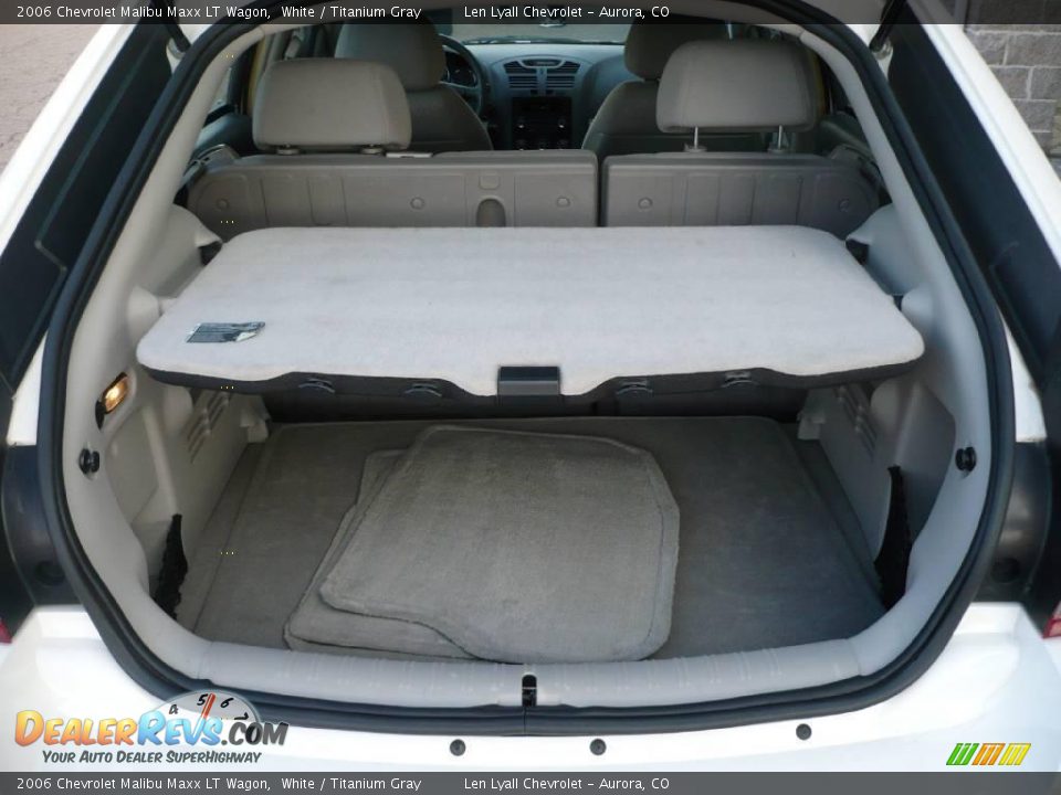 2006 Chevrolet Malibu Maxx LT Wagon White / Titanium Gray Photo #11