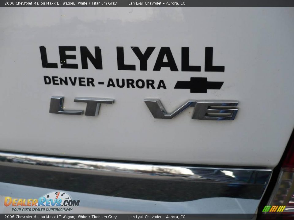 2006 Chevrolet Malibu Maxx LT Wagon White / Titanium Gray Photo #13