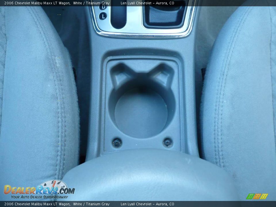 2006 Chevrolet Malibu Maxx LT Wagon White / Titanium Gray Photo #20