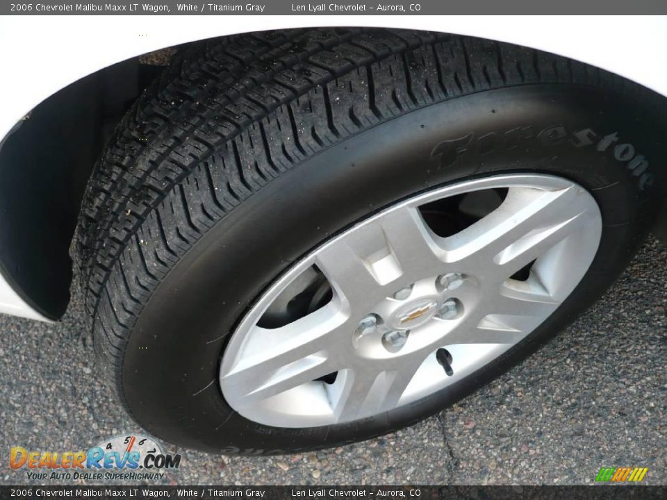 2006 Chevrolet Malibu Maxx LT Wagon White / Titanium Gray Photo #22