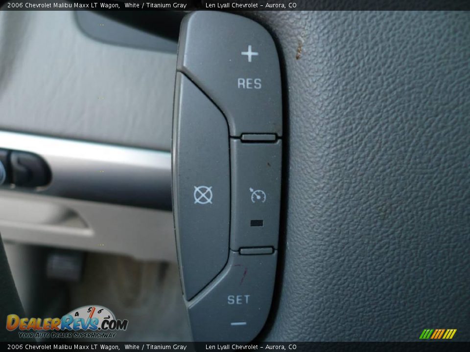 2006 Chevrolet Malibu Maxx LT Wagon White / Titanium Gray Photo #23