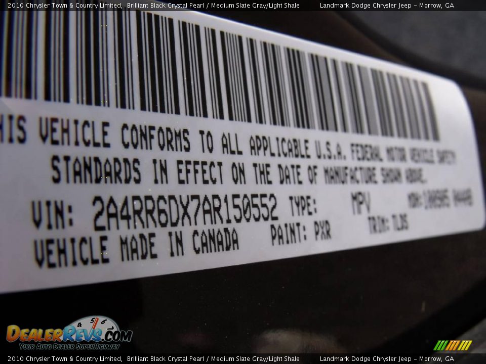 2010 Chrysler Town & Country Limited Brilliant Black Crystal Pearl / Medium Slate Gray/Light Shale Photo #16