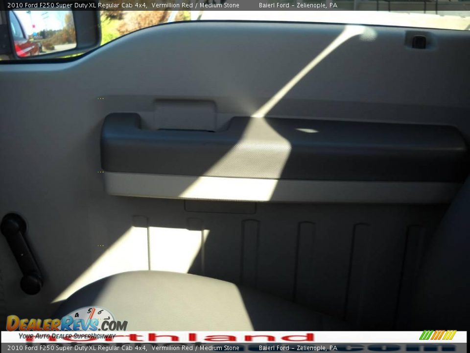 2010 Ford F250 Super Duty XL Regular Cab 4x4 Vermillion Red / Medium Stone Photo #14