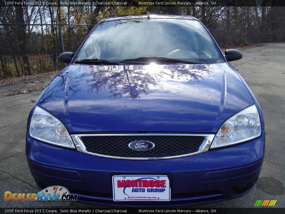 2005 Ford Focus ZX3 S Coupe Sonic Blue Metallic / Charcoal/Charcoal Photo #8