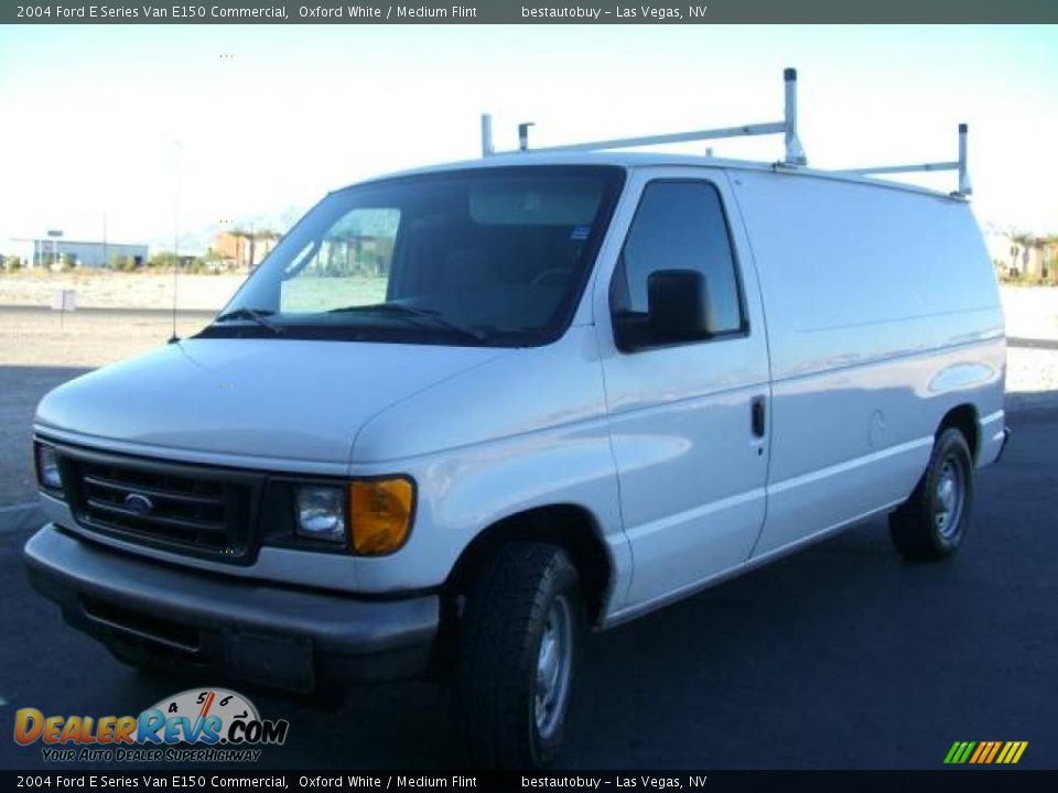 2004 Ford E Series Van E150 Commercial Oxford White / Medium Flint Photo #2