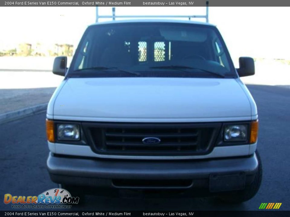 2004 Ford E Series Van E150 Commercial Oxford White / Medium Flint Photo #3