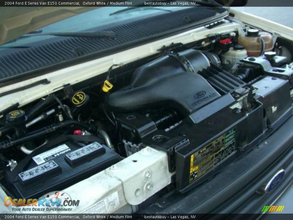 2004 Ford E Series Van E150 Commercial Oxford White / Medium Flint Photo #27