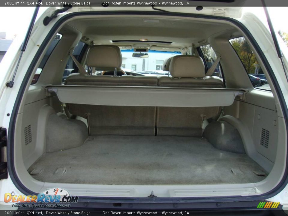2001 Infiniti QX4 4x4 Dover White / Stone Beige Photo #23