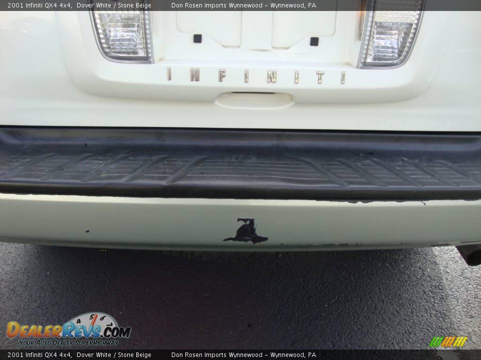 2001 Infiniti QX4 4x4 Dover White / Stone Beige Photo #24