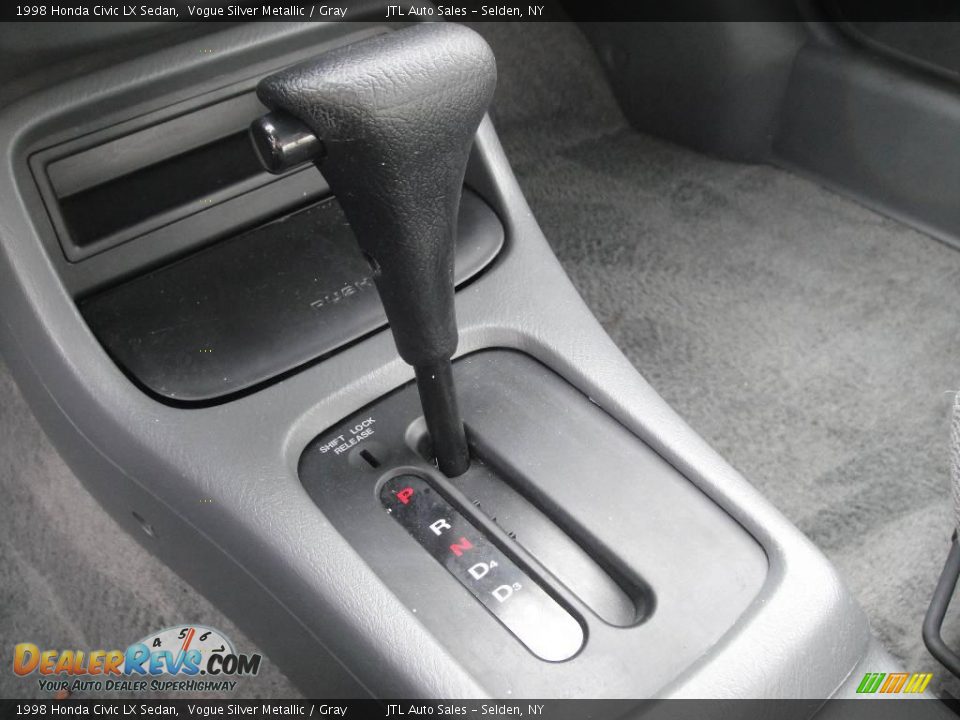 1998 Honda Civic LX Sedan Vogue Silver Metallic / Gray Photo #15