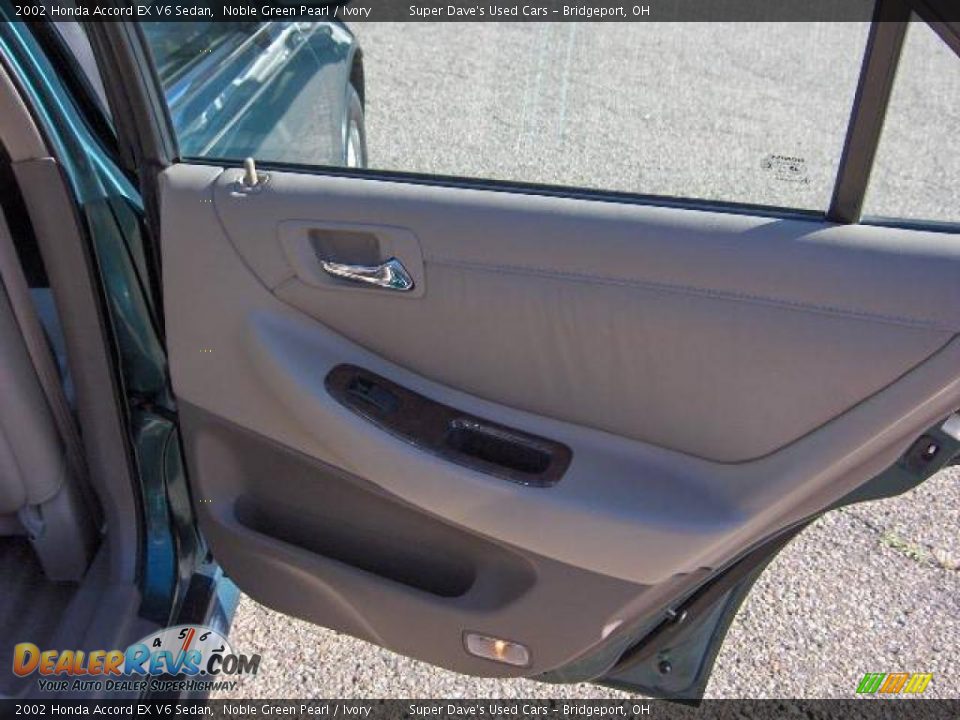 2002 Honda Accord EX V6 Sedan Noble Green Pearl / Ivory Photo #16