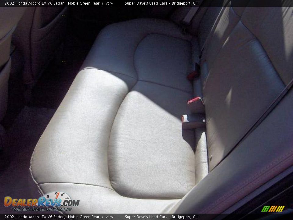 2002 Honda Accord EX V6 Sedan Noble Green Pearl / Ivory Photo #17