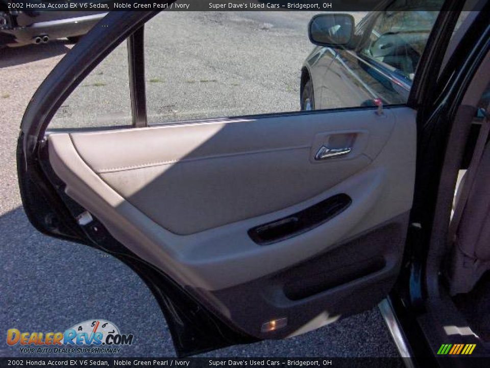 2002 Honda Accord EX V6 Sedan Noble Green Pearl / Ivory Photo #18