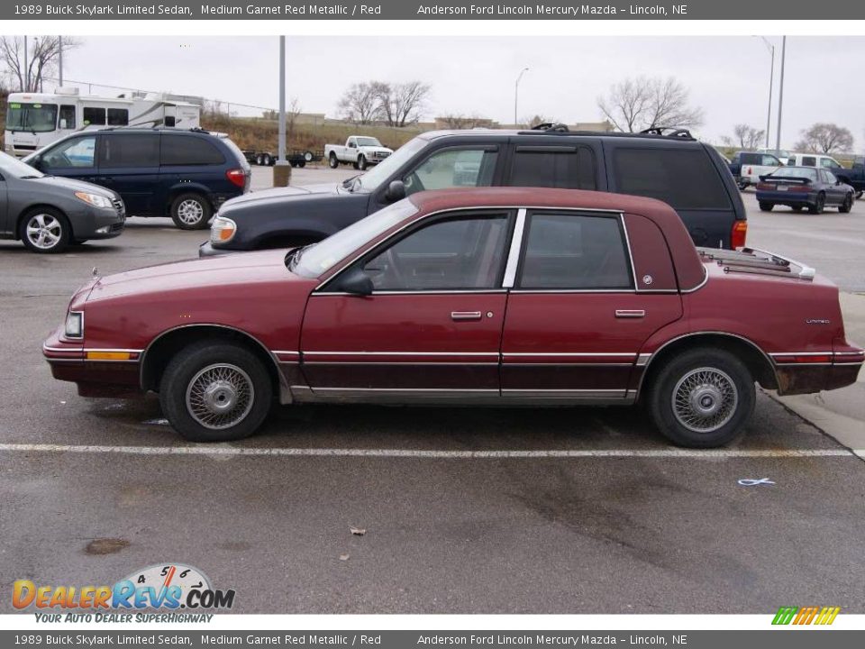 1989 Buick Skylark Limited Sedan Medium Garnet Red Metallic / Red Photo #2