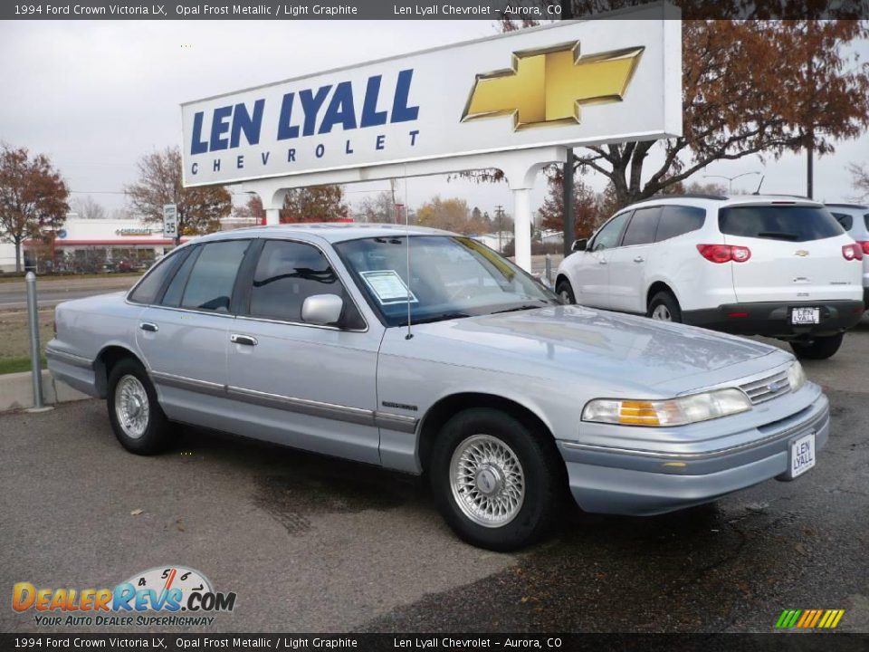 1994 Ford Crown Victoria LX Opal Frost Metallic / Light Graphite Photo #1