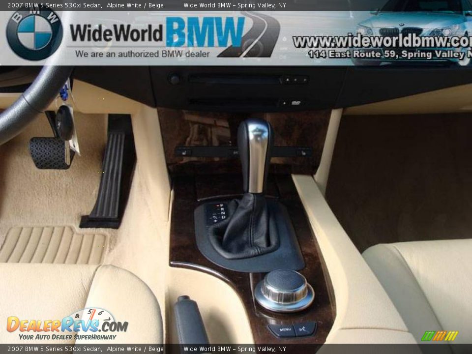 2007 BMW 5 Series 530xi Sedan Alpine White / Beige Photo #13