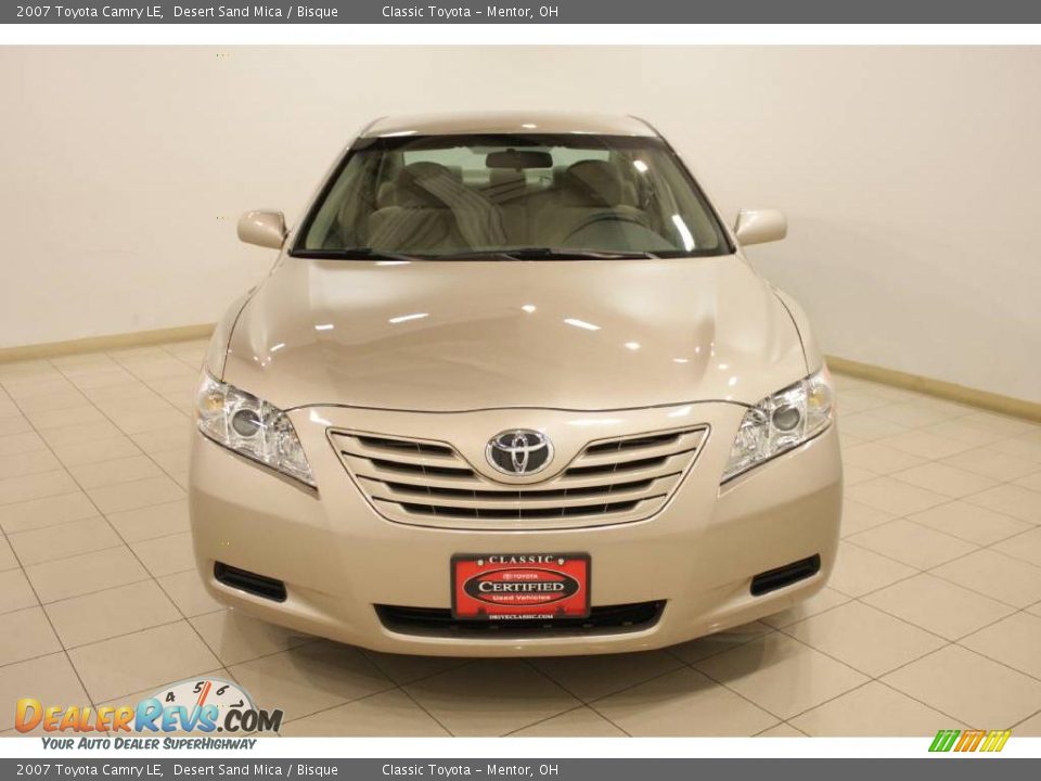 2007 Toyota Camry LE Desert Sand Mica / Bisque Photo #2