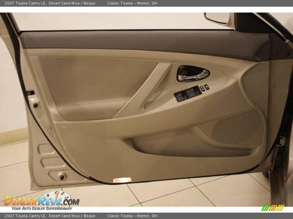 2007 Toyota Camry LE Desert Sand Mica / Bisque Photo #8