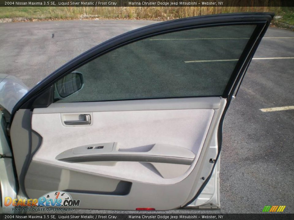 2004 Nissan Maxima 3.5 SE Liquid Silver Metallic / Frost Gray Photo #17
