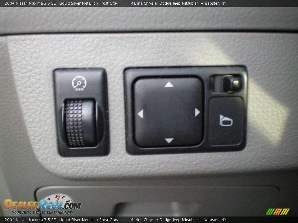 2004 Nissan Maxima 3.5 SE Liquid Silver Metallic / Frost Gray Photo #22