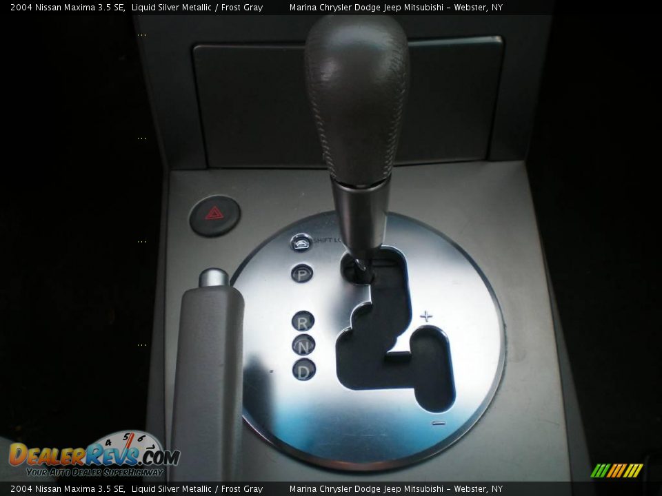 2004 Nissan Maxima 3.5 SE Liquid Silver Metallic / Frost Gray Photo #26