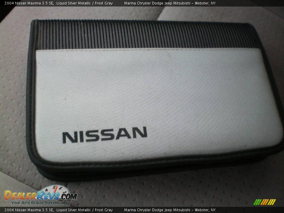 2004 Nissan Maxima 3.5 SE Liquid Silver Metallic / Frost Gray Photo #30