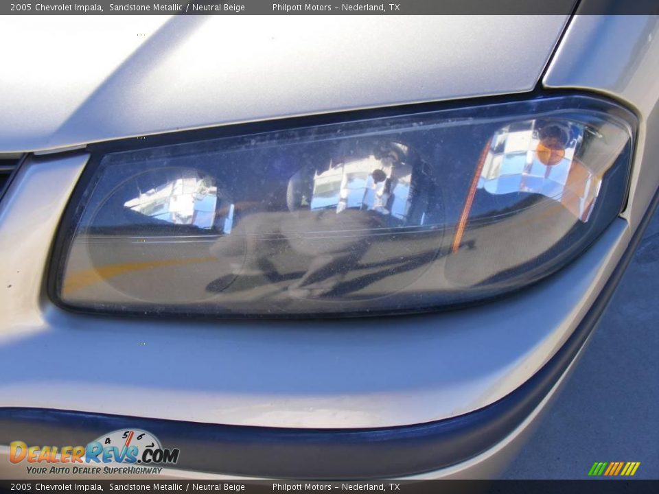2005 Chevrolet Impala Sandstone Metallic / Neutral Beige Photo #10